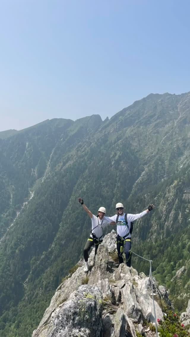 Top week-end 😍

#purelements #canyoning #water #explore #switzerland #ticino #tessin #river #canoeing #kanu #canoa #ticinomoments #viaferrata #klettersteig #klettern #arrampicata #climbing #mountain #outdoor #adventure #inLOVEwithSwitzerland #bellinzonaevalli #luganoregion #MyAsconaLocarno #laregionedascoprire #canyoneering #travel #canyoningphotography #photooftheday #summer

@bellinzonaevalli @ticinoturismo @myswitzerland @switzerland.vacations @beautifuldestinations @amazingswitzerland @lugano.region @ascona_locarno @mendrisiottoturismo @team_edelrid