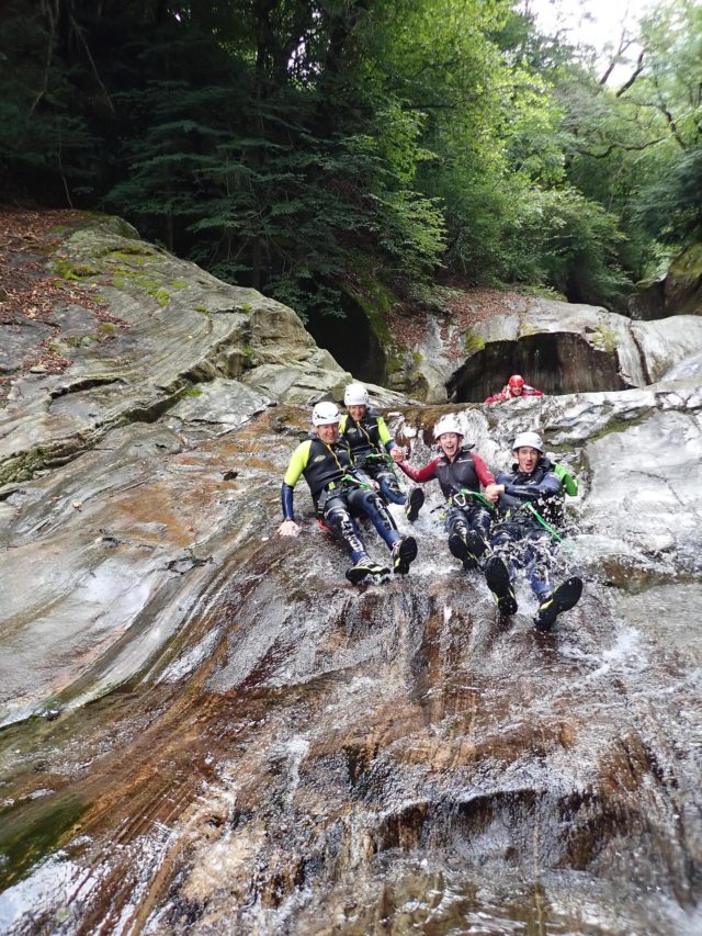 Having fun in Val Grande 😍

#purelements #canyoning #water #explore #switzerland #ticino #tessin #river #canoeing #kanu #canoa #ticinomoments #viaferrata #klettersteig #klettern #arrampicata #climbing #mountain #outdoor #adventure #inLOVEwithSwitzerland #bellinzonaevalli #luganoregion #MyAsconaLocarno #laregionedascoprire #canyoneering #travel #canyoningphotography #photooftheday #summer